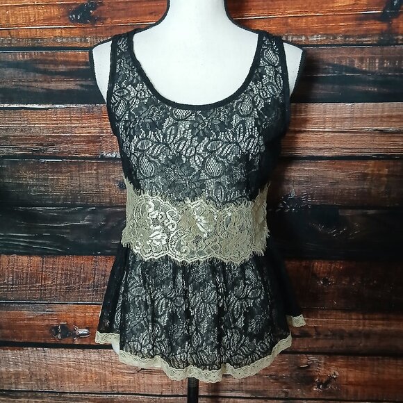 NWT Pinky Lace Top L Sheer Black Gold Peplum Side Zip - Picture 3 of 10